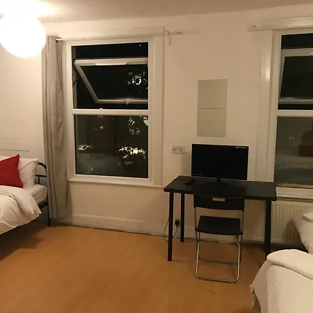 Poplar Guest House